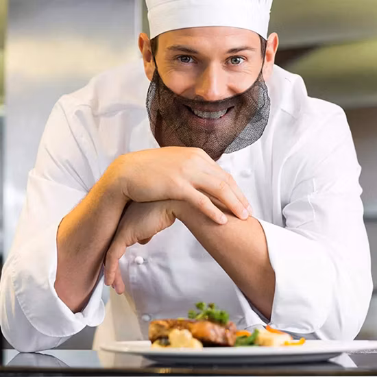 Copribarba monouso traspirante in tessuto non tessuto con passante