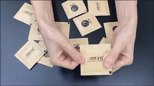 Guanti in plastica PE, guanti monouso piegati singolarmente per il contatto alimentare nel settore della ristorazione con FDA